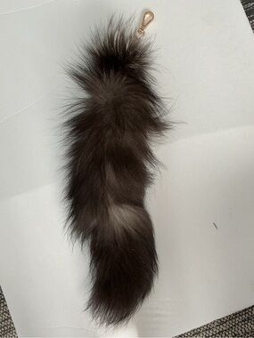 Soft Fluffy Fox Tail Bag Keychain